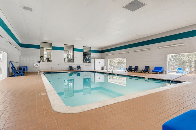 Photo - Flats at Pinecliff