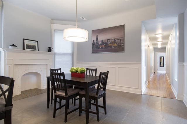 dining room - 5313 South Maryland Avenue Unit Apt 4