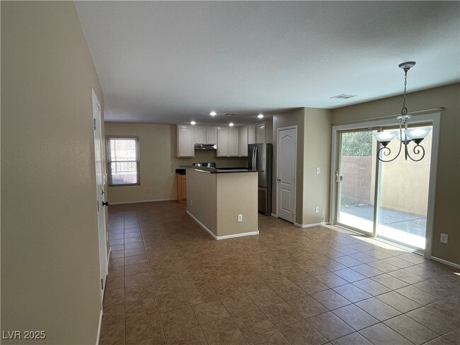 Photo - 534 Swiss Cottage Ave