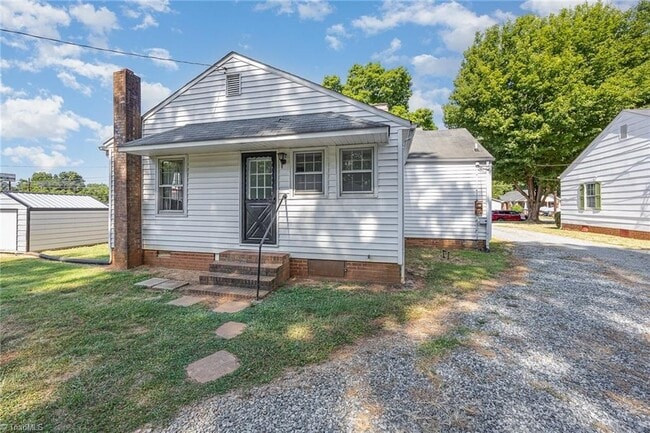 Photo - 1668 Old US Highway 52