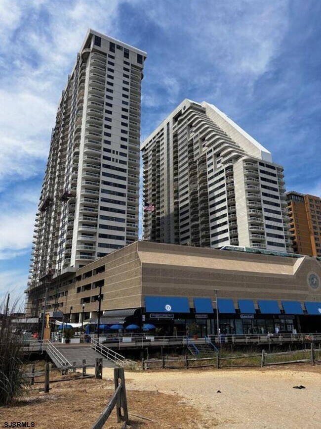 Photo - 3101 Boardwalk Unit 1705-1