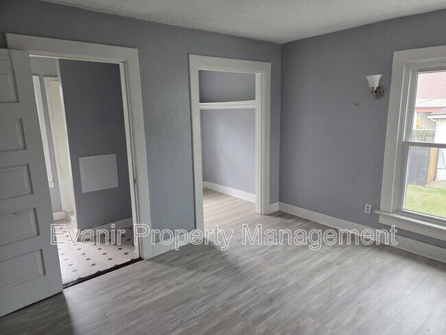 Photo - 626 Pritz Ave