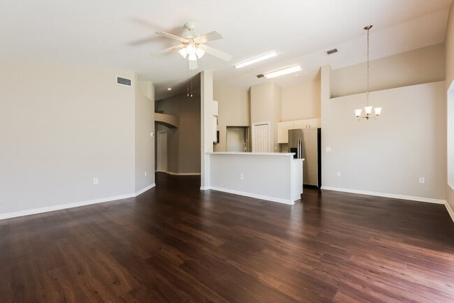 Photo - 13610 Ogakor Dr