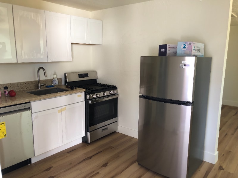 Photo - 3654 52nd St