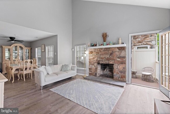 Photo - 206 Remington Ct