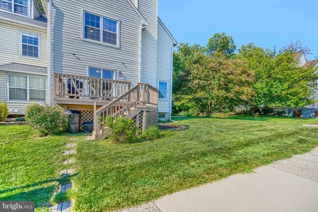 412 Darby Ln