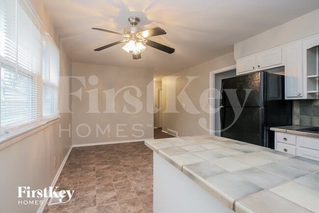 Photo - 6045 N Alton Ave