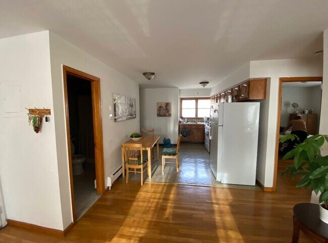 Photo - 516 Avenue A Unit 3