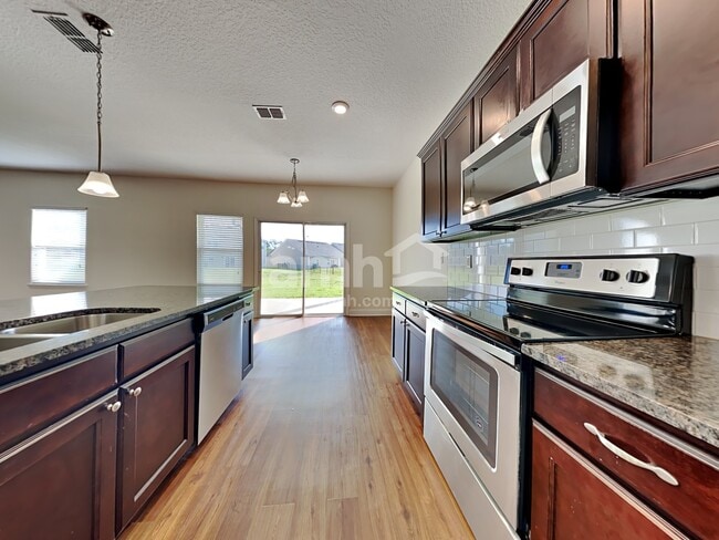 Photo - 3308 Roundabout Dr