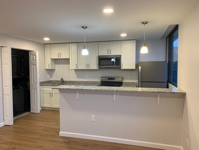 Windjammer Cove Apartments