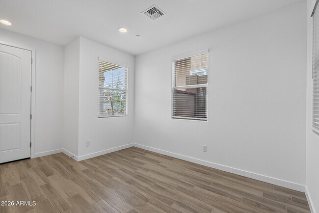 Photo - 2779 Claire Dr
