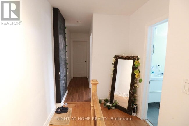 Photo - 2083 Davenport Rd