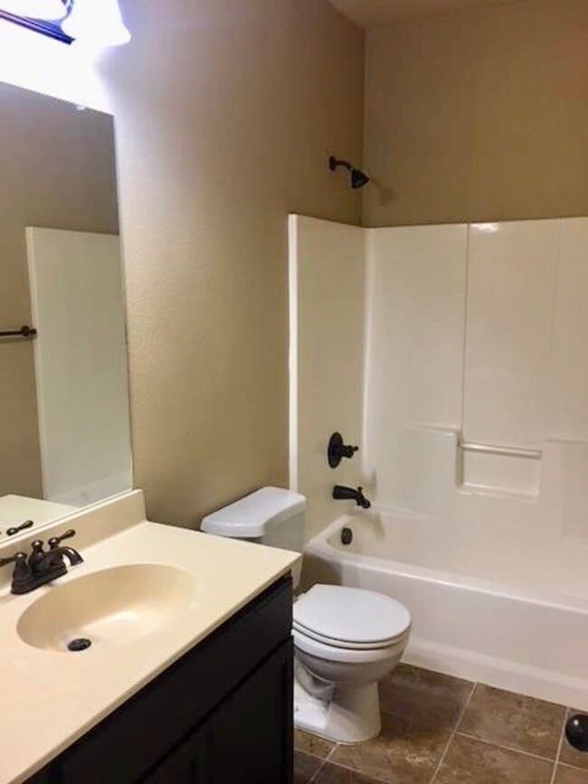 Photo - Availabe Now! Nice 3 Bedroom Duplex located in New Braunfels!