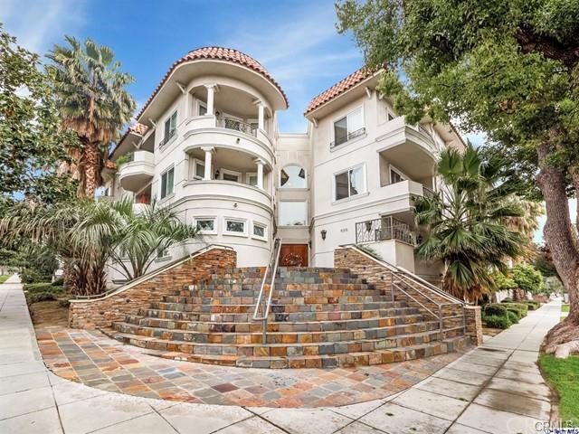 Building Photo - 600 E Magnolia Blvd Unit 202