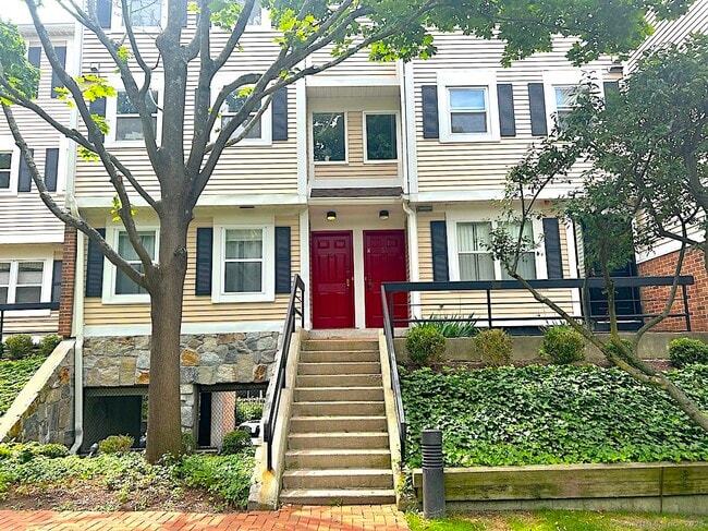 Building Photo - 35 Highland Rd Unit 35 Rental