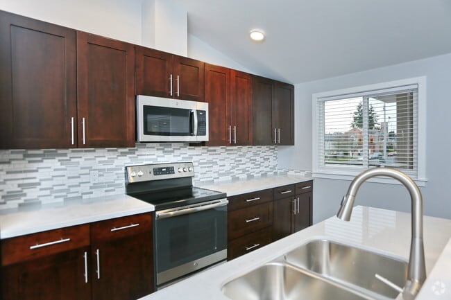 Highridge Apartment Homes