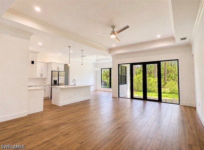 Photo - 3724 2nd Ave NE