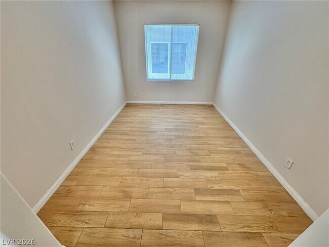 Photo - 4972 W Moberly Ave