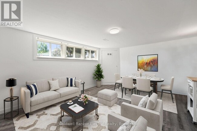 Photo - 8B Pottinger St