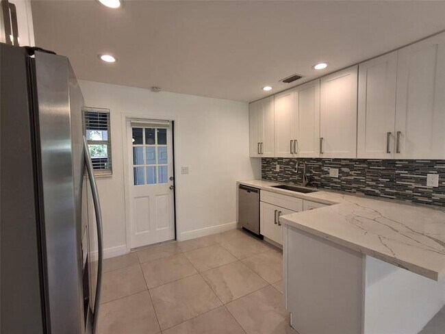 Photo - 2300 NW 3rd Ave Unit S