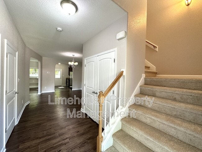 Photo - 1909 Chesapeake Dr