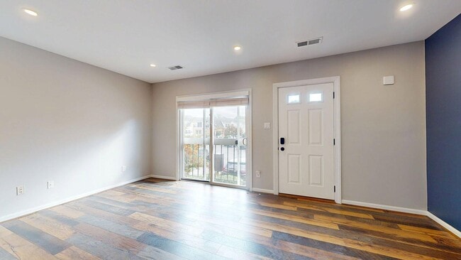 Photo - 134 N Bedford St