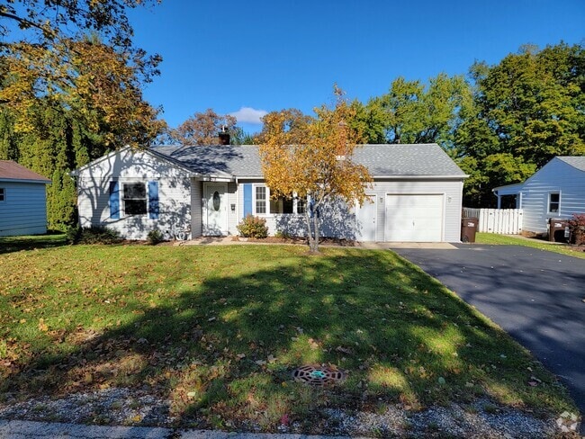 Building Photo - 508 Skyline Dr Rental