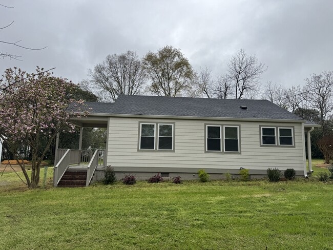 Building Photo - 1020 Hodges Ave