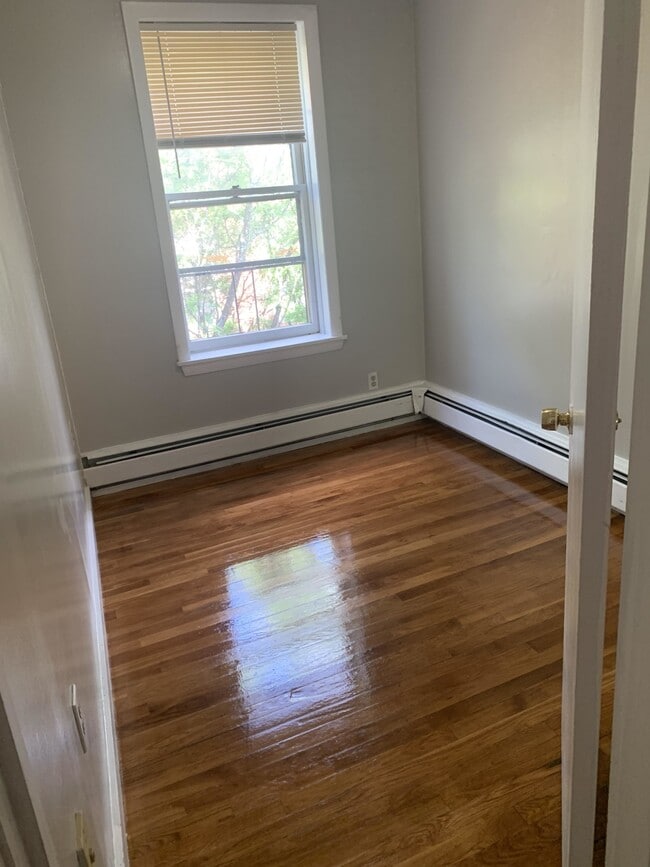 2 Phillips St Unit 3