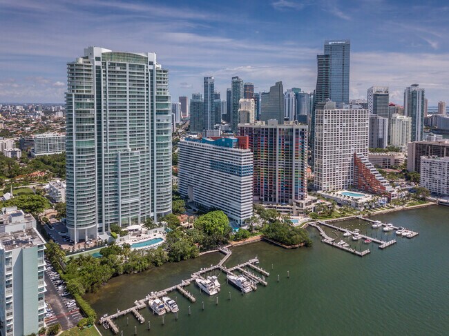 Photo - 1643 Brickell Ave Unidad 2805