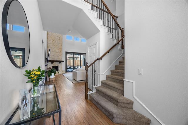 Photo - 16921 Eastbrook Dr