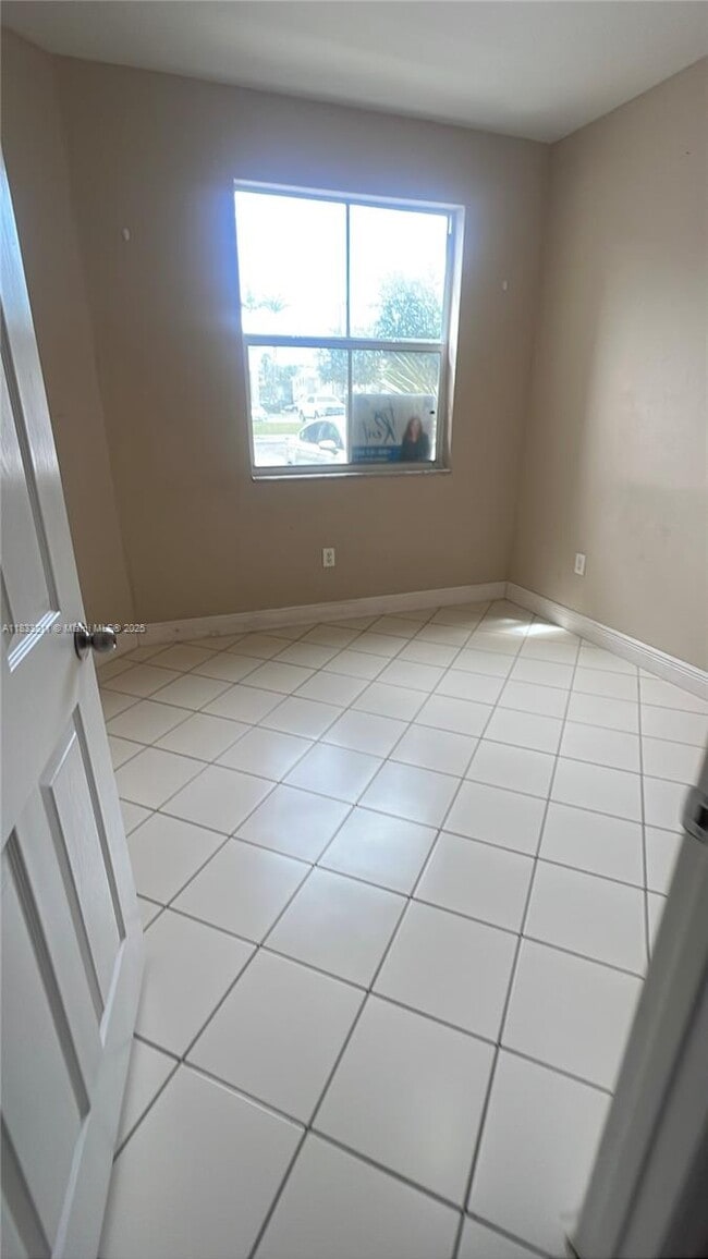 Photo - 2551 SE 16th Terrace Unit 104