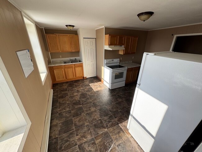 Photo - 16 S Broadway Unit B