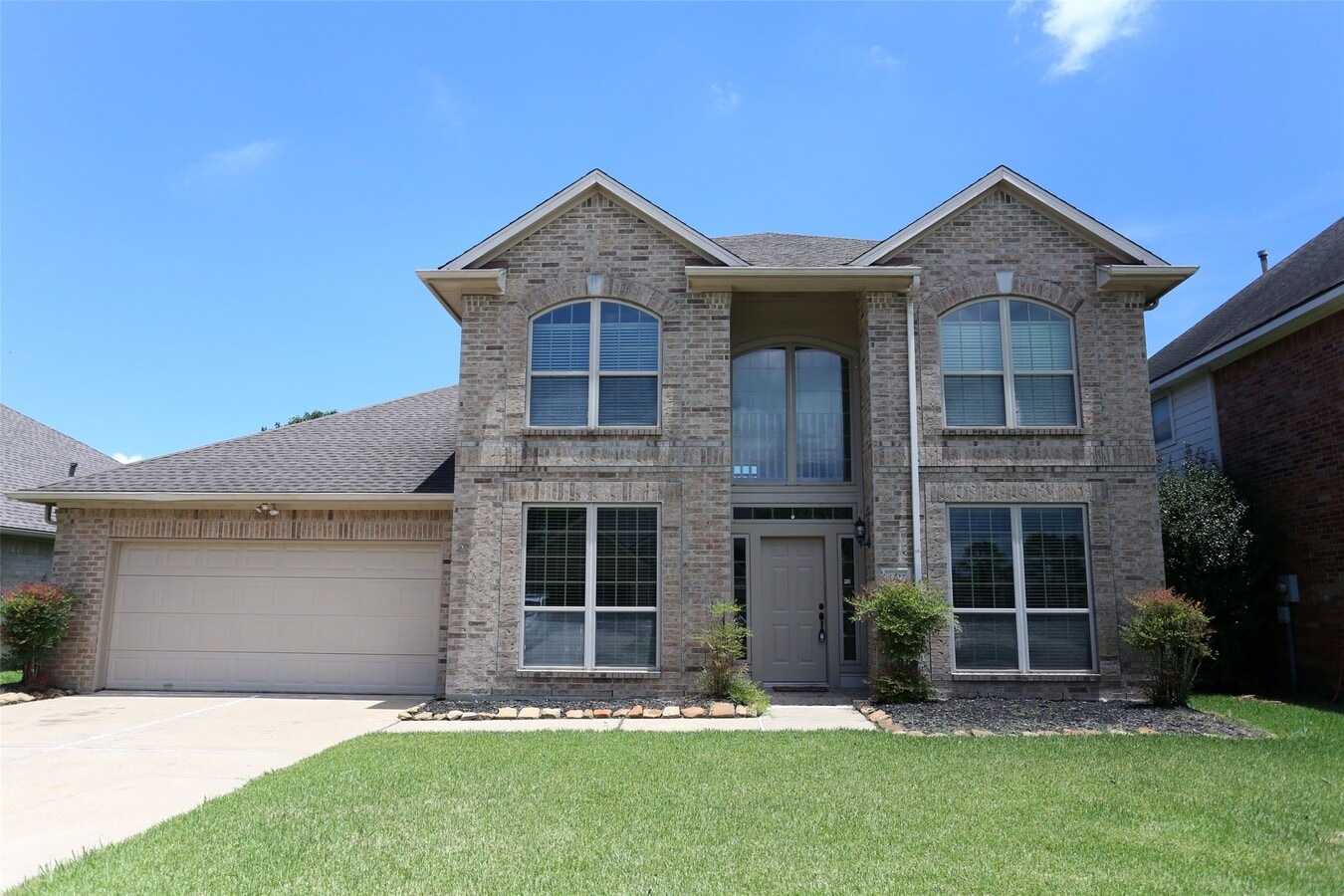 Photo - 3327 Summerwood Ln