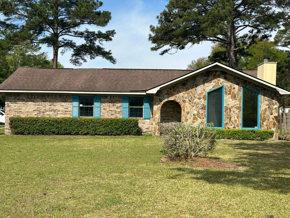 FOR RENT - FOR RENT House