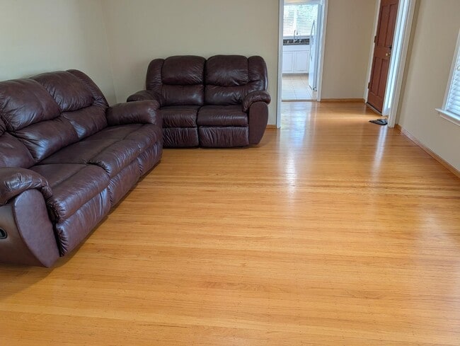 Photo - 2112 Rockhurst Ct