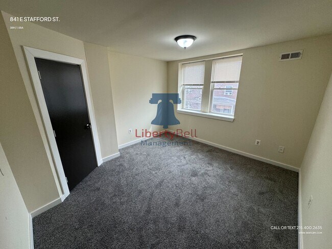 Photo - 841 E Stafford St