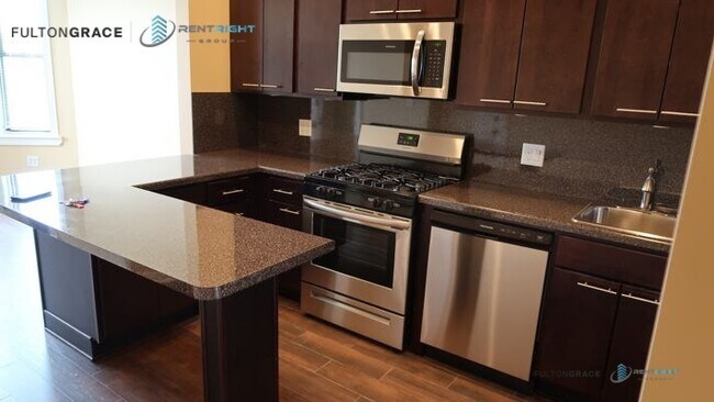 Photo - 1357 N Ashland Ave Unit 3A