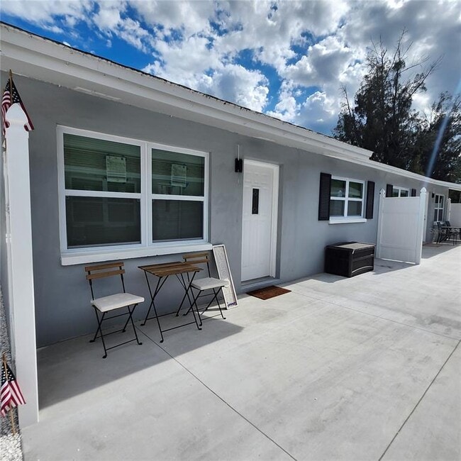 Building Photo - 15406 Avalon Ave Unit 3