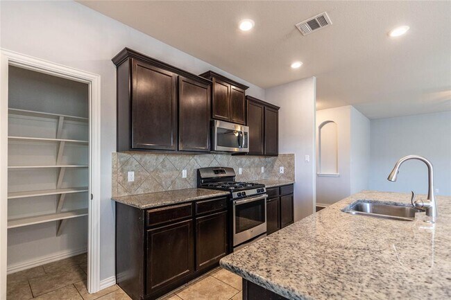 Photo - 529 Cerrito Cove