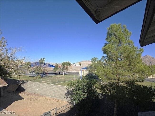 Photo - 1812 Fulstone Way Unit 3