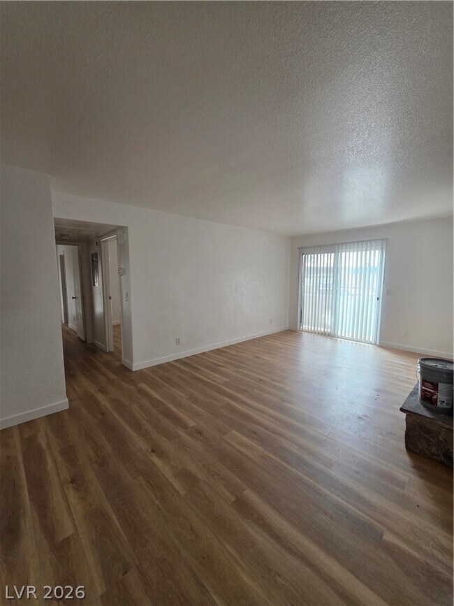 Photo - 1601 Justin Ct Unit 1