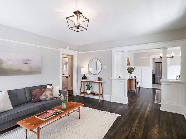 Photo - Gorgeous, updated 3-bdr Vernon bungalow w/...