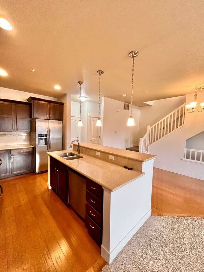 Building Photo - 3 Bedroom / 2.5 Bath Condo with 1 car attached garage in Fossil Lake Subdivision in Fort Collins, CO Unit C104