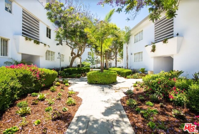 Photo - 130-130 San Vicente Blvd Condo Unit 130 B