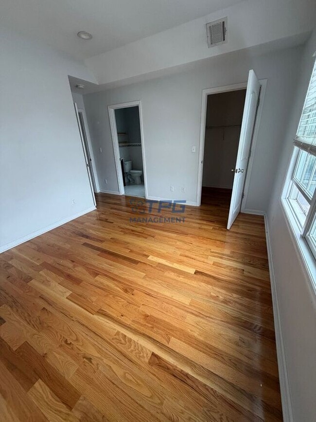 Photo - 131 Bergen St Unit 2