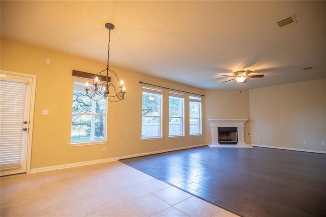 Photo - 3806 Juniper Hills St