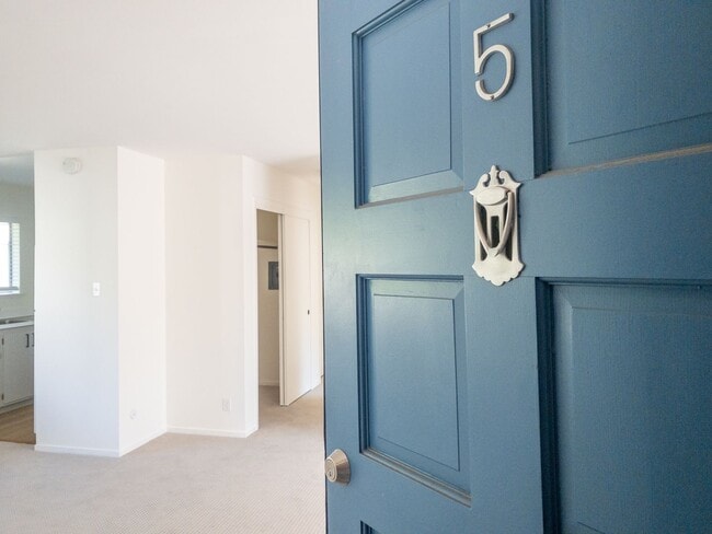 BRIGHT Remodeled Downtown 1BR/1BA Flat! Pa... - BRIGHT Remodeled Downtown 1BR/1BA Flat! Pa... Apartamento Unidad 5
