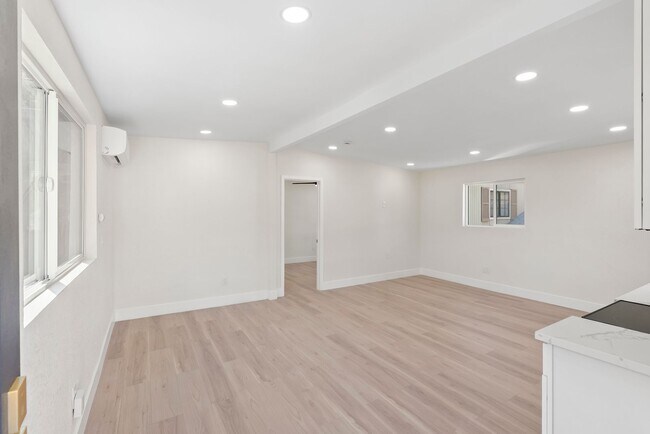 Photo - 3646 Curlew St Unit 2 - ADU