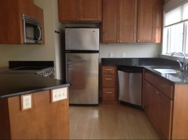 Photo - 395 E Main St Unit 5